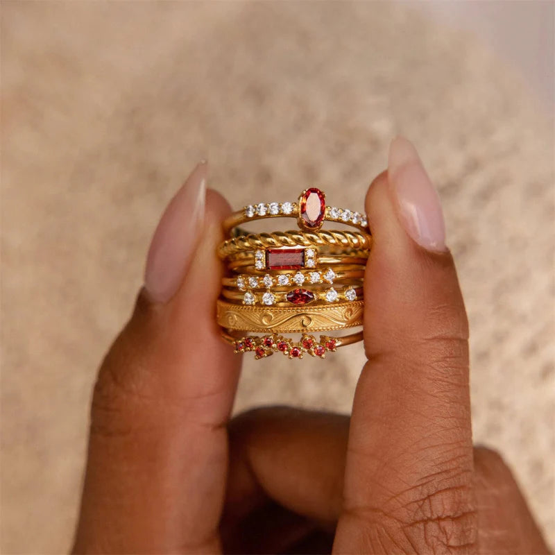 Pierścionek obrączka z cyrkonią kamień urodzinowy