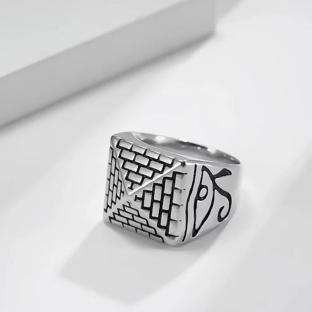 Bague avec Pyramide Egyptienne argent
