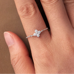 Pierścionek z koniczynką o 4 listkach z cyrkoniami