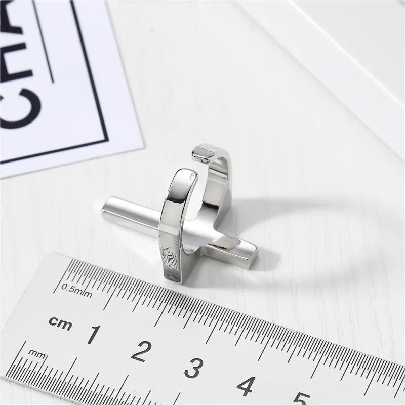 Pierścionek z czarnym gotyckim krzyżem dla mężczyzn, chrześcijański