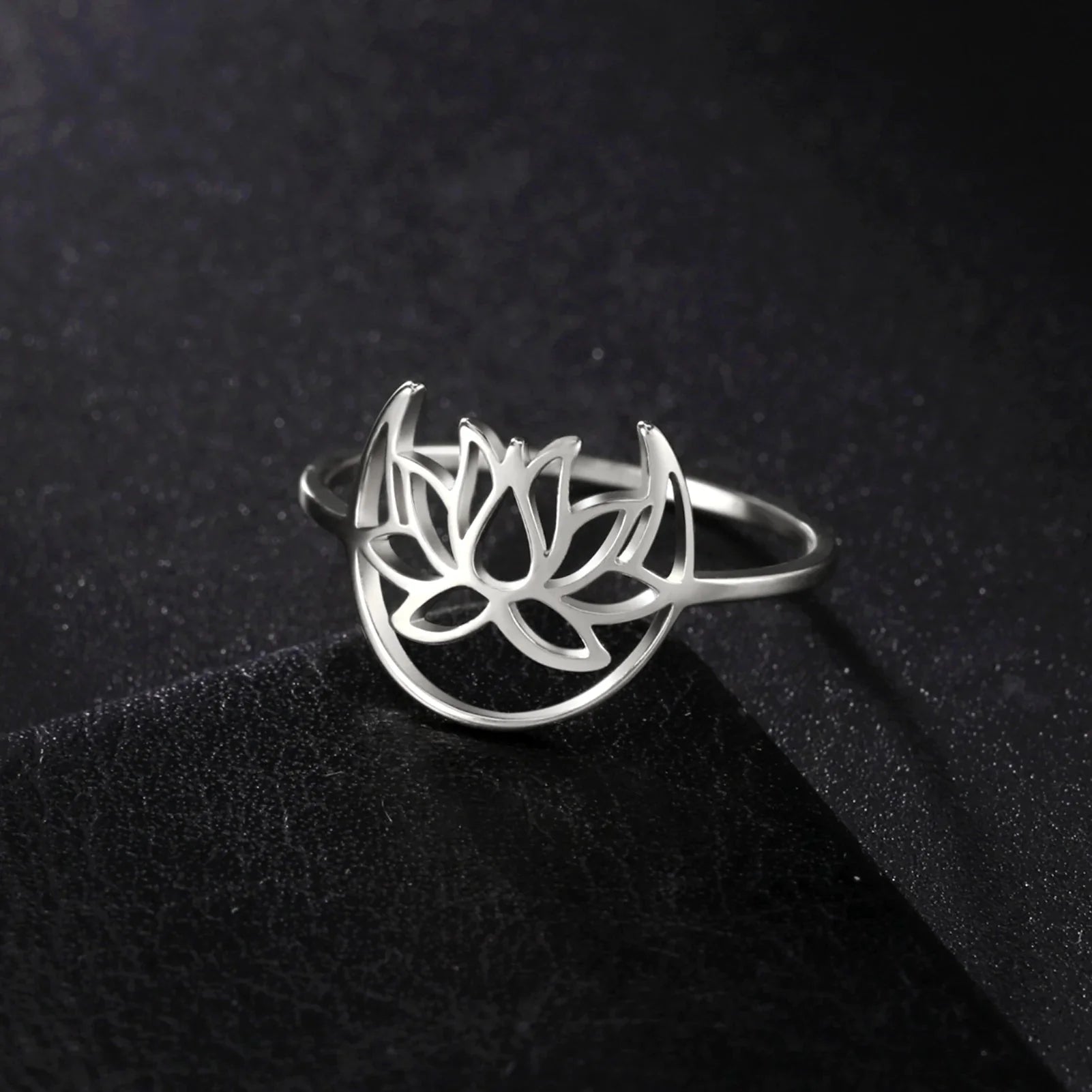 Pierścionek Kwiat Lotosu Zen dla Kobiet srebrny