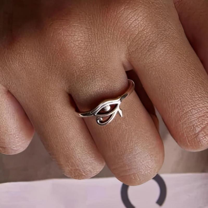 Pierścionek w stylu egipskim Oko Horusa srebrny