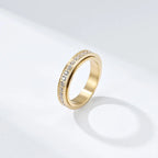 Pierścionek obrotowy antystresowy z cyrkonią 