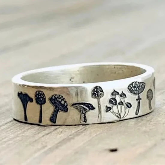 Bague Vintage avec champignons