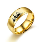 Kolorowe pierścionki ze złotymi górami