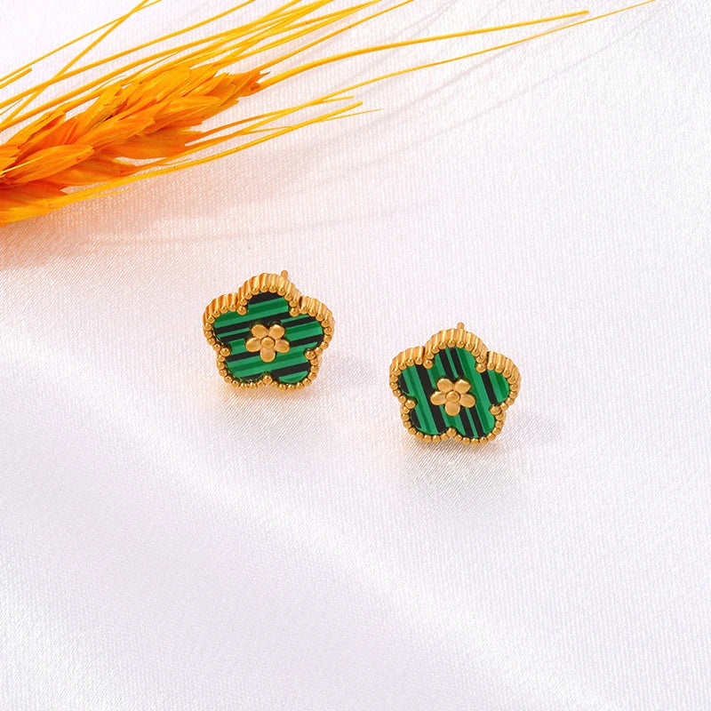 Náušnice pecky se čtyřlístkem s 5 lístky zelené