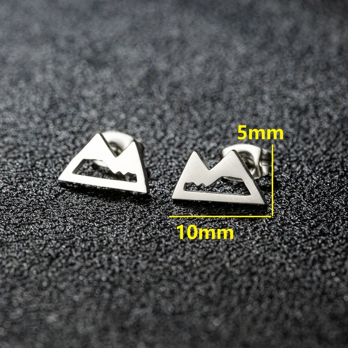 Minimalistiske fjell ørestikker