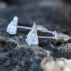 Kolczyki sztyfty Góry Srebrne


Materiał: stal


Kolory: srebrny


Rozmiar: 1 cm średnicy (zobacz obraz)


Gwarantowane bez alergenów, odpowiednie dla mężczyzn, kobiet, chłopców i dziewcząt


Produkt bardzo starannie wykonany