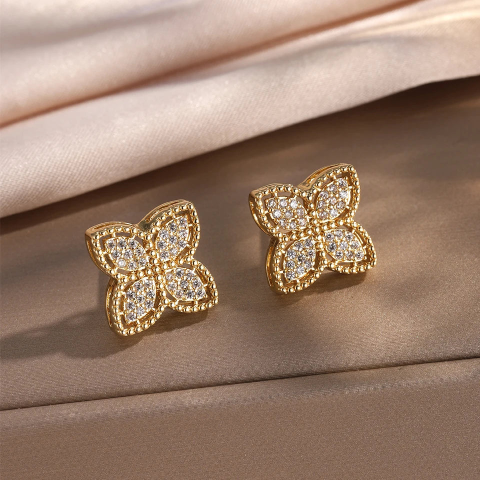 Náušnice hřebínek čtyřlístek se zirkonem zlaté