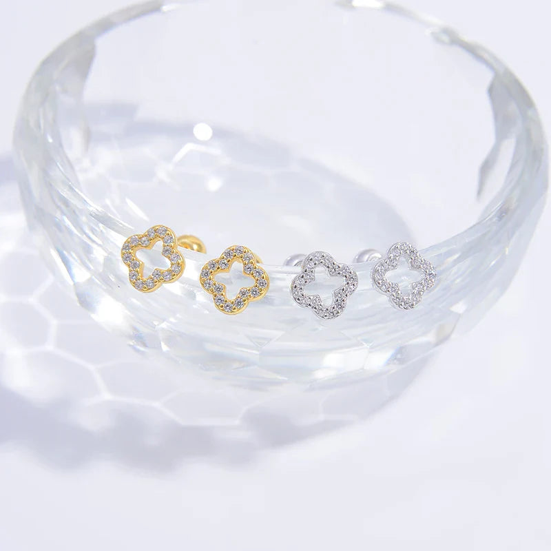 Øredobber med firkløver i gull