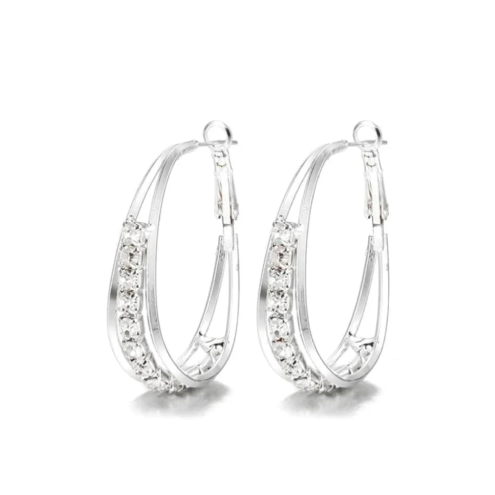 Örhängen med strass i guld 