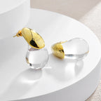 Kolczyki wkrętki z przezroczystą kroplą wody, złote