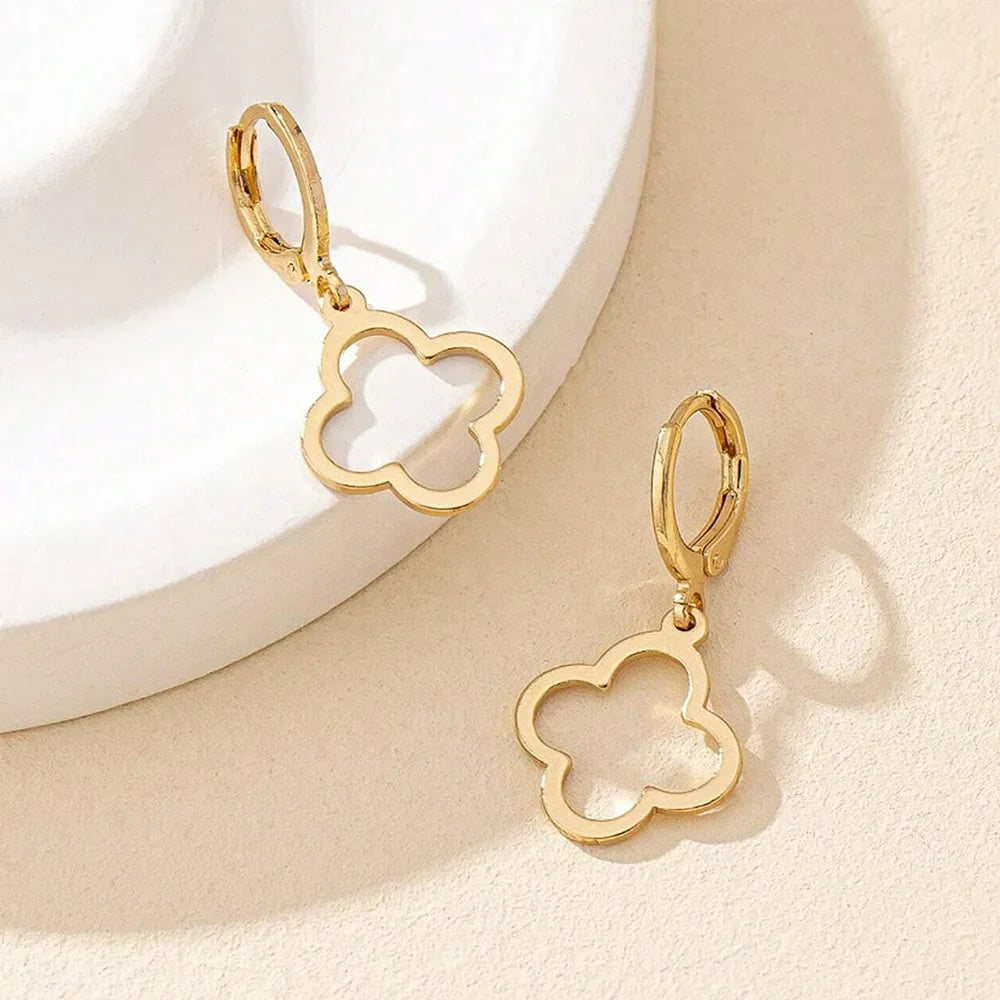 Visací náušnice se čtyřlístkem zlaté