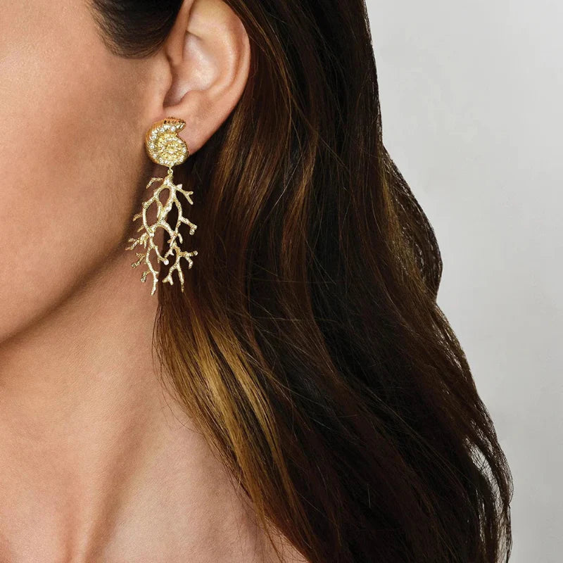 Boucles d'Oreilles Pendantes Conque et Corail