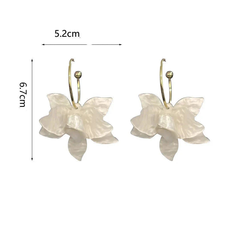 Kolczyki Koła Wiszące Duże Kwiaty Białe