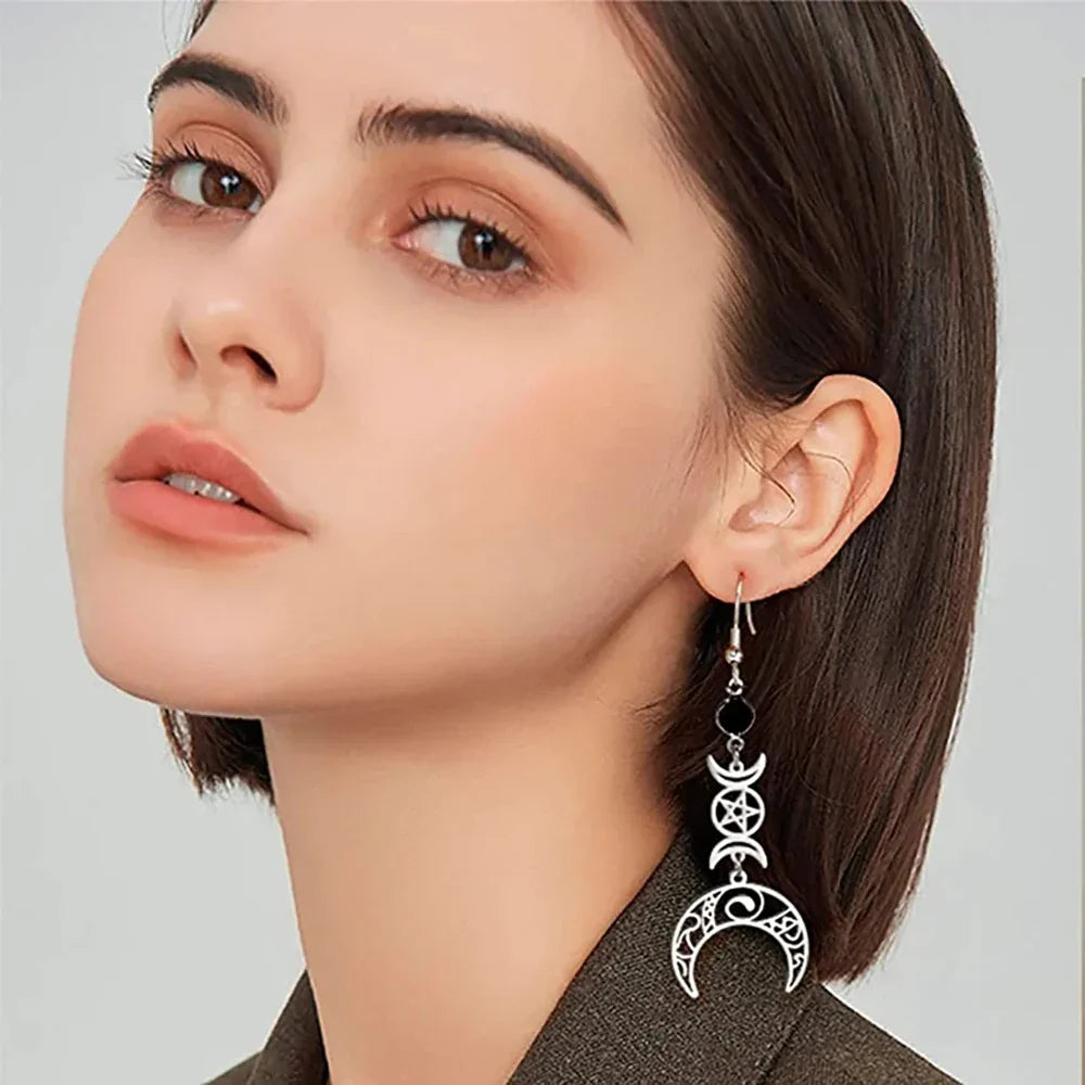 Wiszące kolczyki potrójny księżyc czary Wicca kobieta