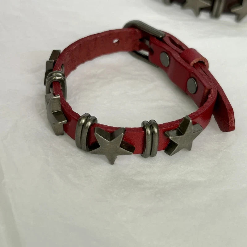 Bracelet de Style Vintage avec Etoiles rouge
