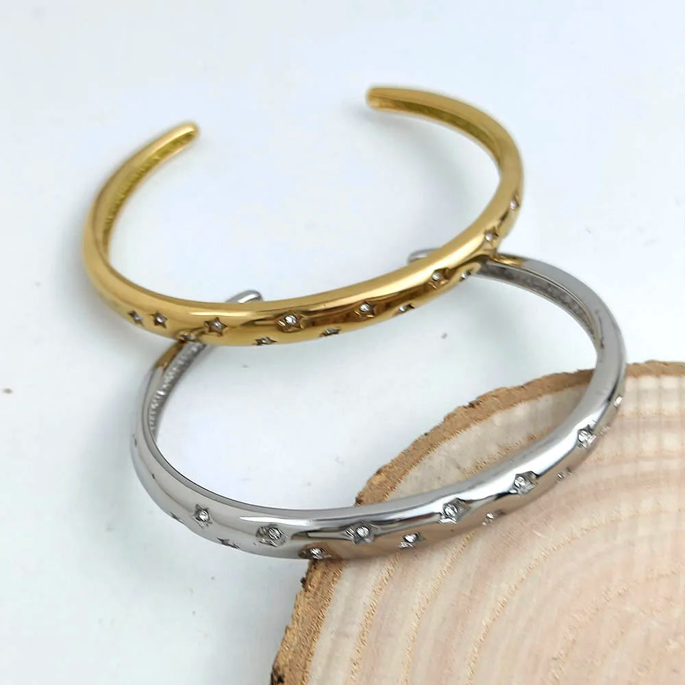 Bracelet Elégant avec Etoiles Astres or