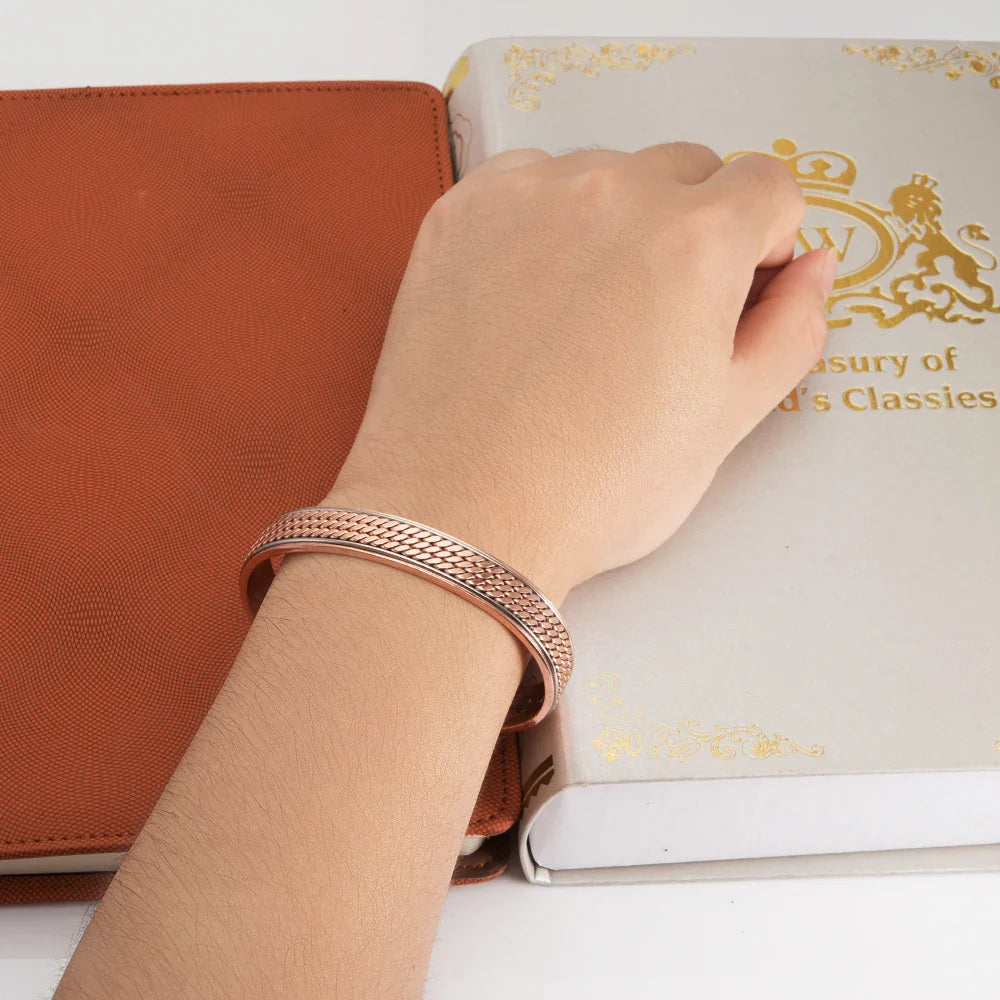 Snoet Kobberarmbånd 