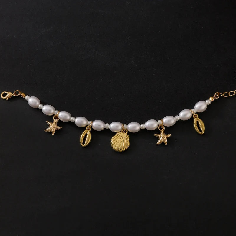 Bransoletka z koralików z muszelkami