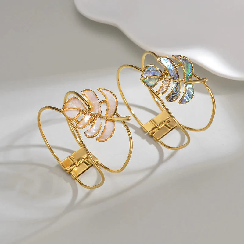 Bransoletka z niebieskim liściem palmy