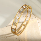 Bransoletka Gourmette Delikatne Kwiaty z 5 płatkami a