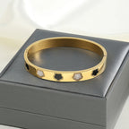 Bransoletka Gourmette Delikatne Kwiaty z 5 płatkami b