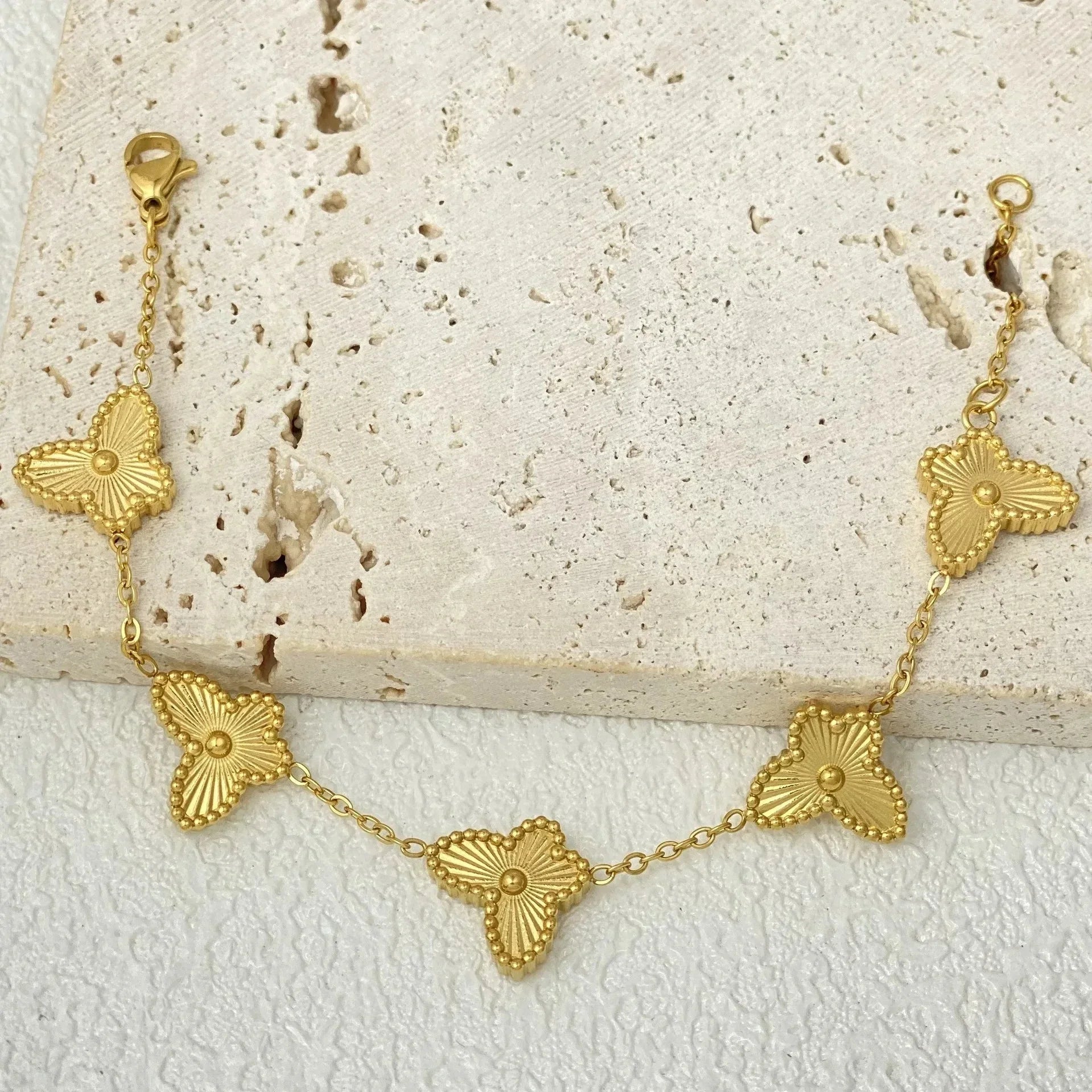 Bransoletka Gourmette Kwiaty 4 płatki