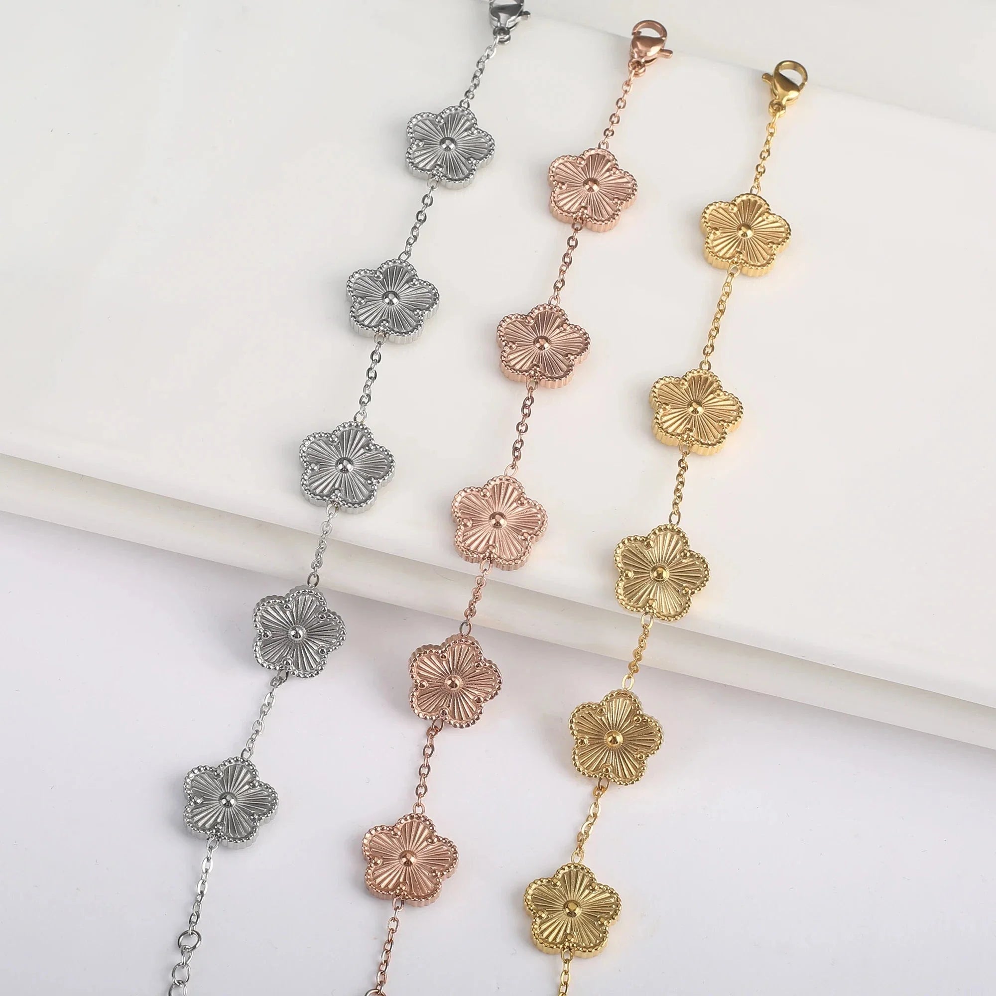 Bransoletka Gourmette Kwiaty z 5 Płatkami różowego złota