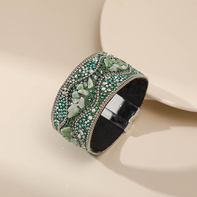 Bransoletka mankiet z naturalnym kamieniem dla kobiet zielona