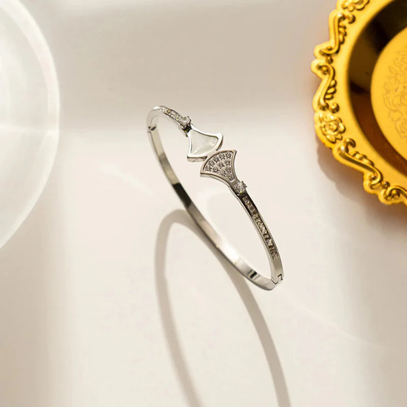 Etniczna bransoletka muszelka muszla Świętego Jakuba srebrna