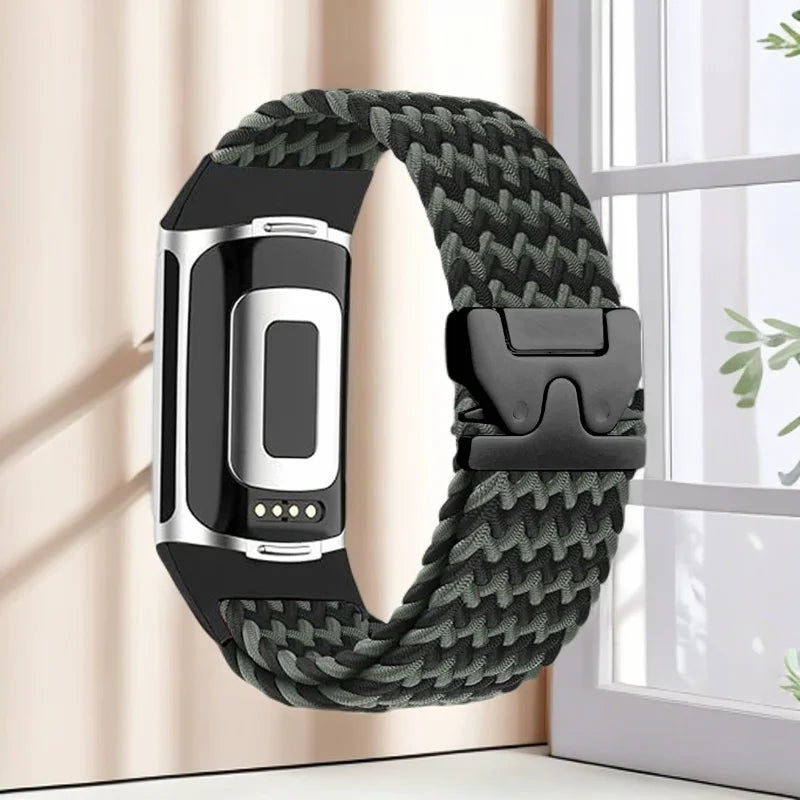 Pleciony pasek do zegarka Fitbit Charge 5, Charge 6 wojskowa zieleń