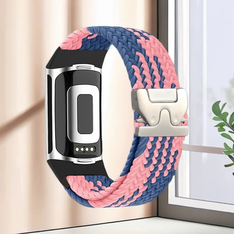 Pleciony pasek do zegarka Fitbit Charge 5, Charge 6 różowo-niebieski
