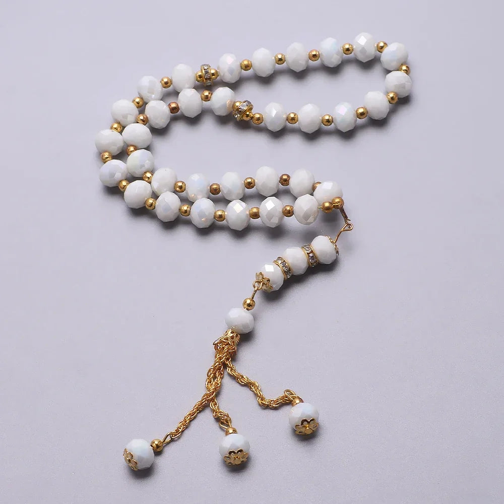 Elegancki muzułmański różaniec - islamski tasbih 33 białe i złote koraliki