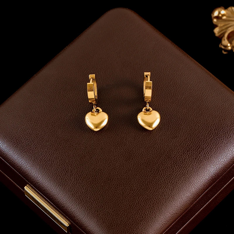 Zestaw 3 biżuterii z motywem serca 