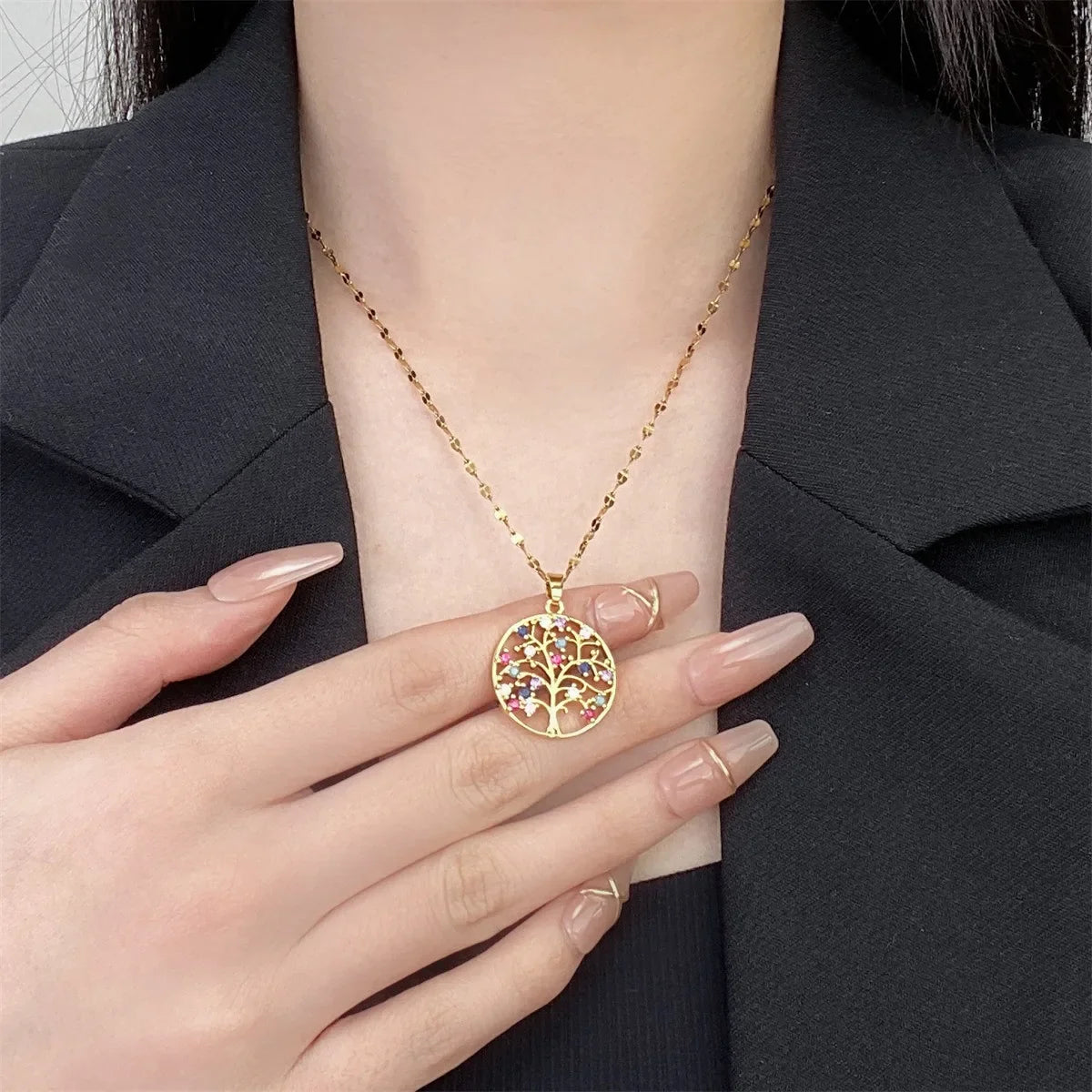Collier avec Pendentif Arbre de Vie avec Zircon Multicolore