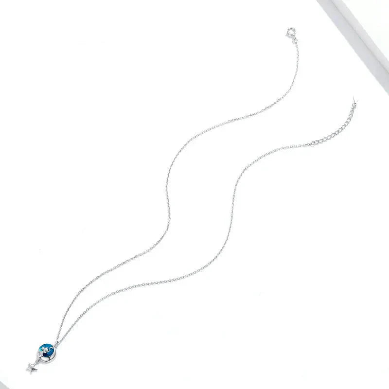 Naszyjnik z zawieszką z motywem księżyca i kota