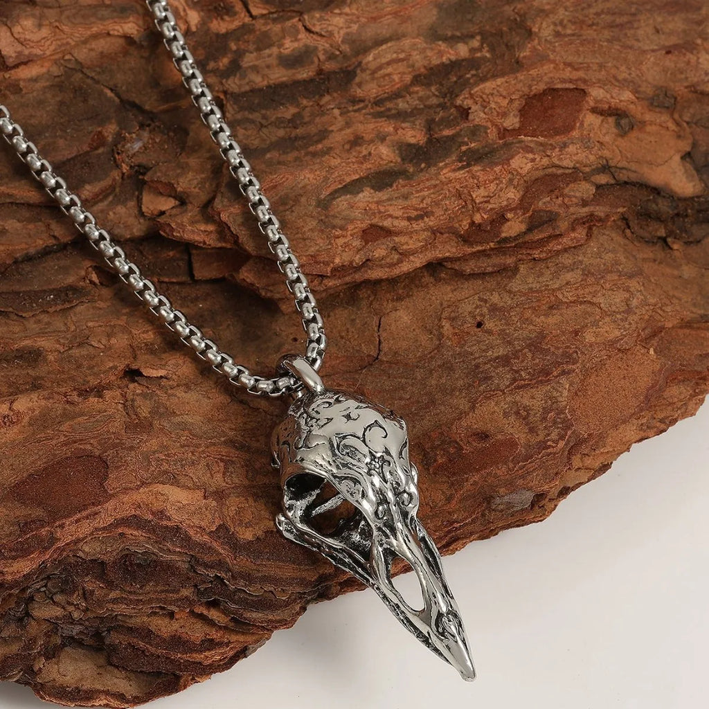 Collier avec Pendentif Corbeau