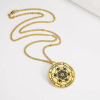 Naszyjnik z zawieszką w kształcie sześcianu Metatron złoty