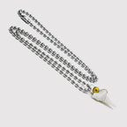 Naszyjnik z zawieszką białego rekina