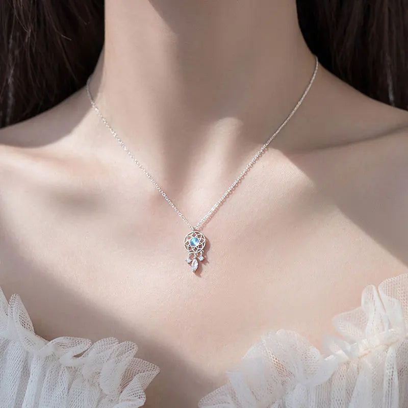 Collier avec Pendentif Elégant Pierre de Lune