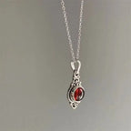 Naszyjnik z etnicznym wisiorkiem vintage dla kobiet