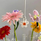 Naszyjnik z kolorowym kwiatowym wisiorkiem