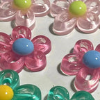 Naszyjnik z kolorowym kwiatowym wisiorkiem