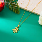 Halskæde med vintervedhæng julemand guld