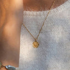 Naszyjnik z zawieszką w kształcie księżyca dla kobiet, złoty