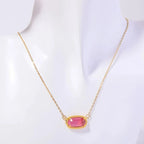 Naszyjnik z kolorowym kryształowym wisiorkiem z znakiem zodiaku