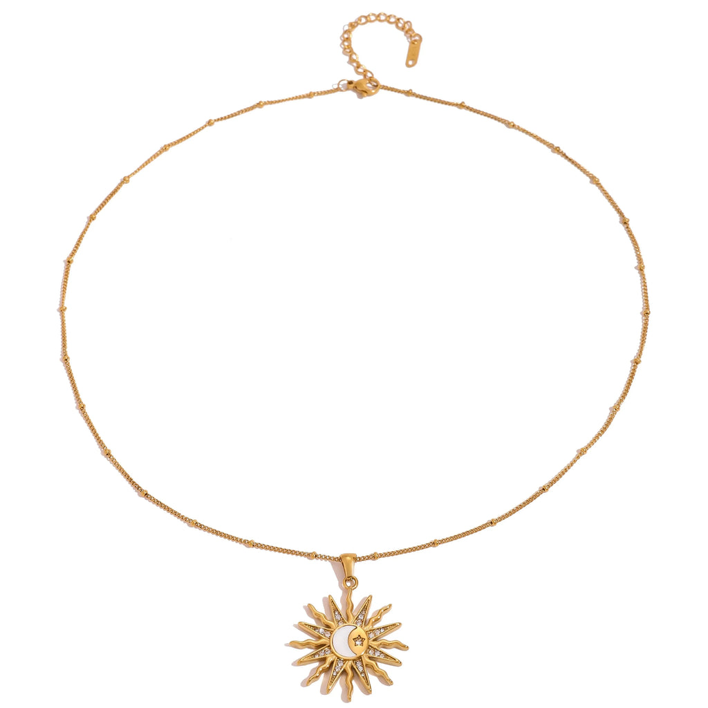 Collier avec Charmant Pendentif Soleil et Lune
