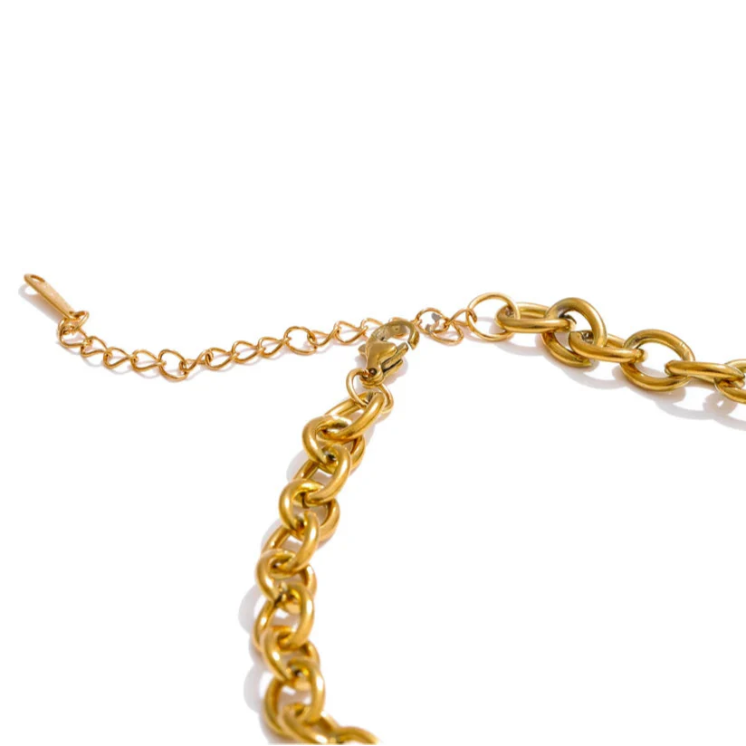 Naszyjnik z zawieszką Słońce i Księżyc dla kobiet