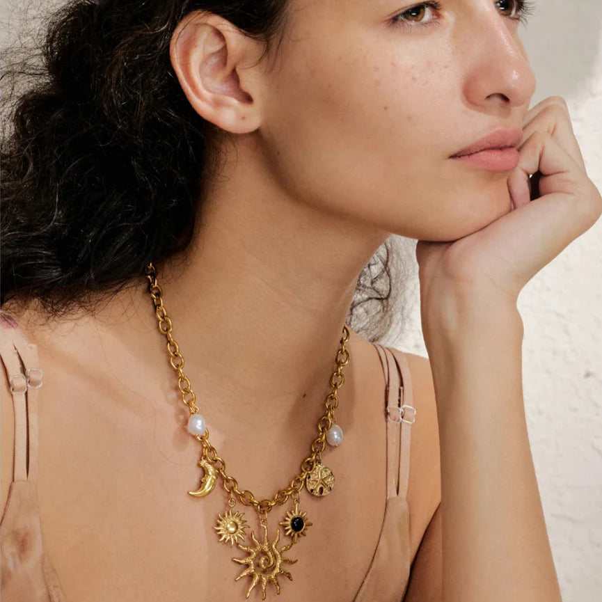 Halskæde med Sol- og Månevedhæng til Kvinder